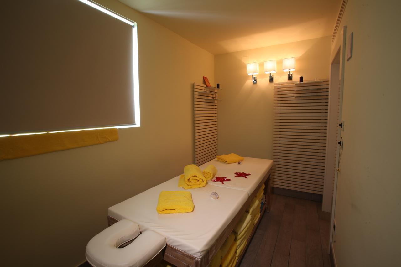 Hotel Gabbiano San Domino Eksteriør bilde